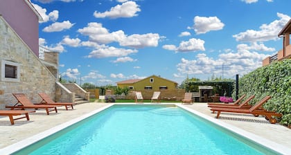 House 2136/46122 (Istria - Vodnjan), 4500m from the beach