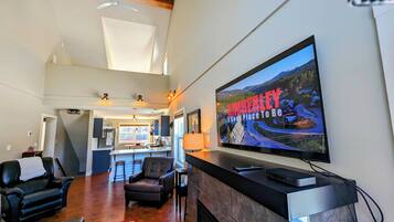 TV connectée, cheminée