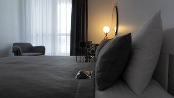 Apartament empresarial | 1 dormitori, roba de llit d'alta qualitat i escriptori