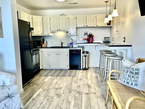 Fridge, microwave, oven, stovetop - #208 "Sandy Schus" 1 BD + Sleeper, Modern,Pool (Isle of Palms)