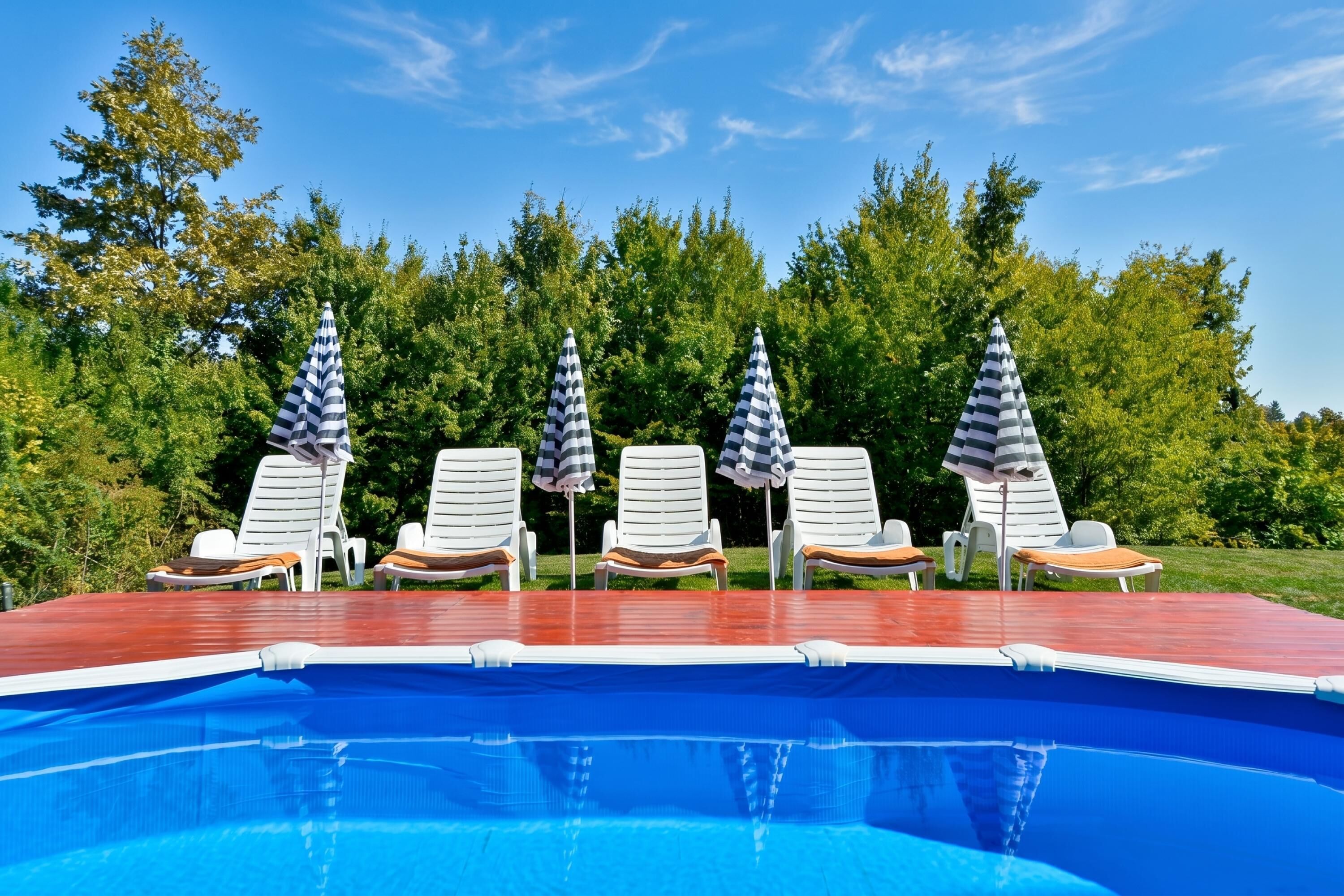 Family House, Multiple Bedrooms, Mountainside (Jungle House With Pool and Hot Tub) | Pool | Seasonal outdoor pool