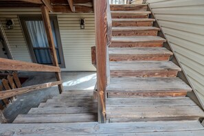 Interior - 1-BR Updated Condo with a View ~ Pet Friendly ~ 2 Pools ~ FREE TICKETS INCLUDED! (PR38-1) (Branson)