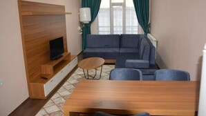 Living area - Kadıoğlu Apart Hotel (Sarikamis)