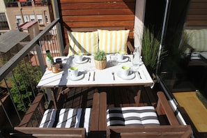 Outdoor dining - PASSEIG DE GRACIA SUN (Barcelona)