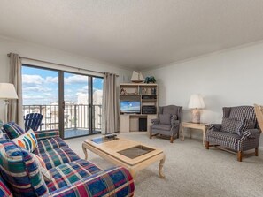 TV, DVD player - Two bedroom, two bath North Ocean City with indoor and outdoor pool! (Ocean City)