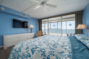 3 bedrooms, iron/ironing board, WiFi - New Listing! Stunning views from this three bedroom beautiful condo (Ocean City)