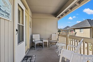 Terrace/patio - Breathtaking Marsh Views from the Balcony of This Charming Cottage (Myrtle Beach)