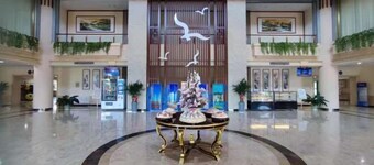 Bihai Yilin Holiday Hotel