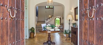 Fandango  Stunning Finca near Cala Dor with Large Garden and Private Pool, A/C