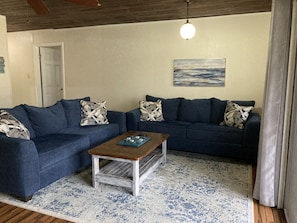 Smart TV, table football - Waterfront Family Lake House with Gameroom (Huntsville)