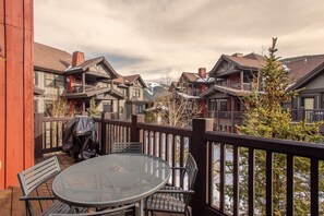 Outdoor dining - Pet Friendly(dogs only)!! West Village two bedroom, free WiFi, sleeps 8. (copper mountain)