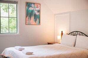 3 habitaciones, tabla de planchar con plancha y wifi gratis 