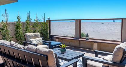 1205O Spanish Beach Bungalow Retreat