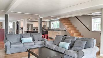 Smart TV, video games, DVD player, books