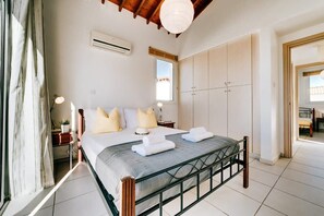 2 dormitorios, tabla de planchar con plancha, wifi y ropa de cama