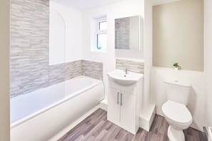 Shower, towels
