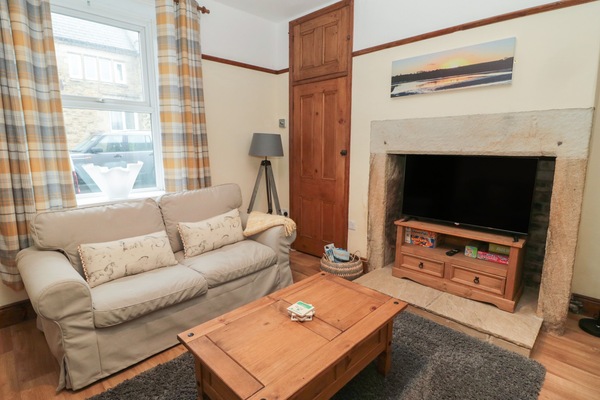 Cottage | Interior