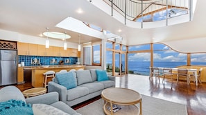 TV - Nautica - Elevated Views of East Beach (Port Fairy)