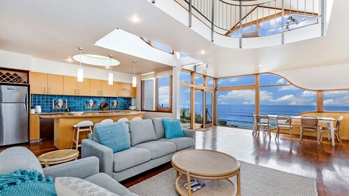 Nautica - Elevated Views of East Beach