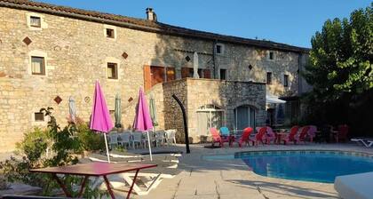 Gite les Cigales Ă Grospierres, studio laurier prĂšs de Vallon pont d Arc