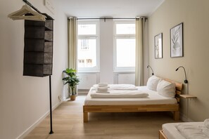 2 bedrooms, iron/ironing board, WiFi, bed sheets