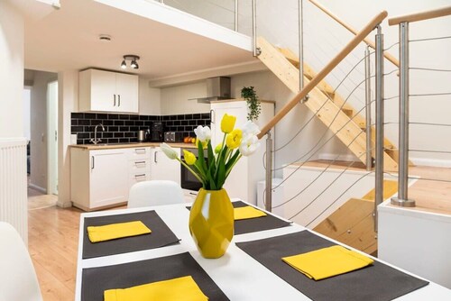 Spacious 2-Bedroom Apartment Digital Check-In