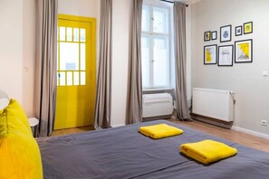 2 makuuhuonetta, silitysrauta/-lauta, Wi-Fi, vuodevaatteet