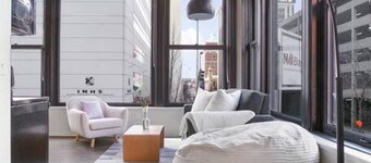 Urban SoHo Suite in the Heart of Downtown!