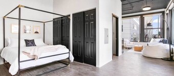 Urban SoHo Suite in the Heart of Downtown!