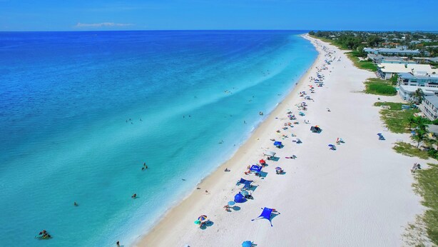 Unclassified image, 1 of 29, button - 2-Min Walk to Holmes Beach - Walk to Shops & Dining - Quiet Tropical Townhouse (Holmes Beach)