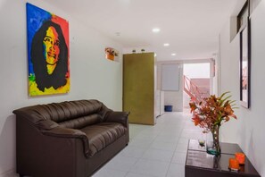 Living area - 5. Loft lujoso, Excelente ubicación, Internet 100% (Bogotá)