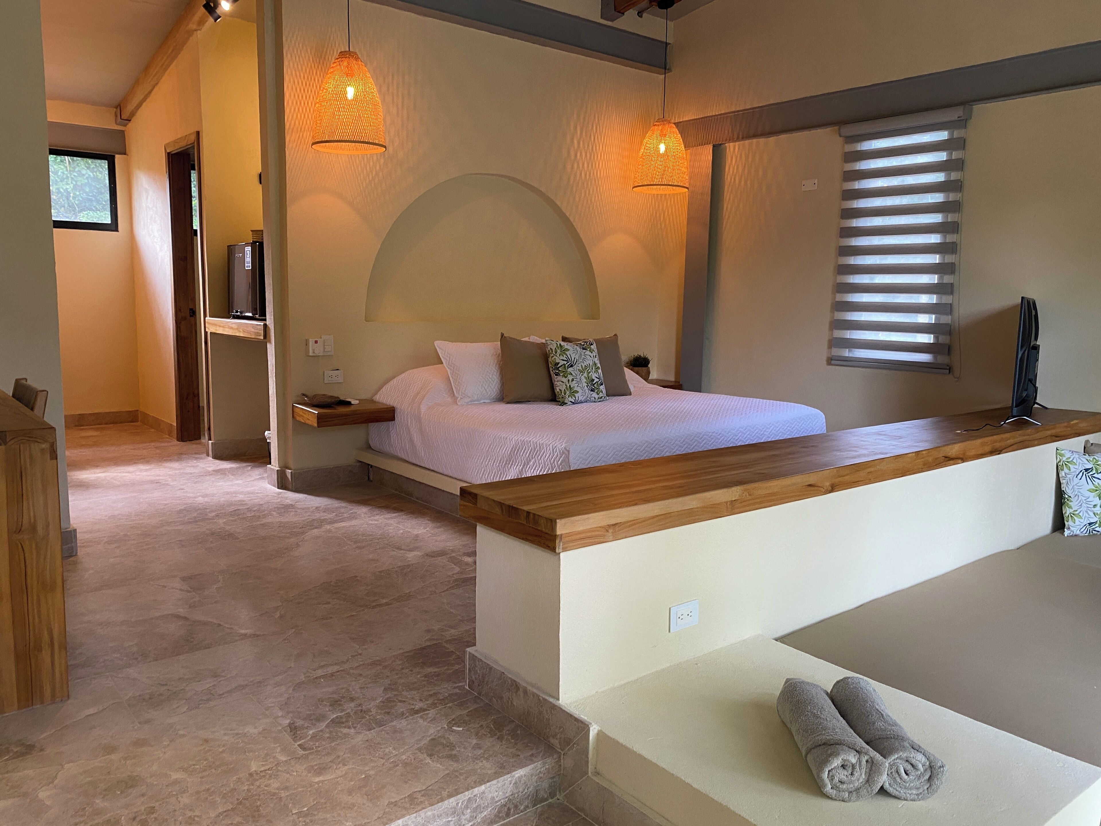 Deluxe Bungalow | Premium bedding, individually decorated, individually furnished
