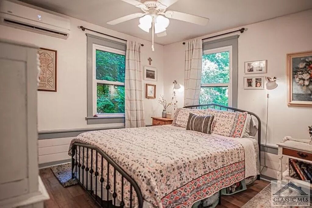 1 chambre, bureau, fer et planche à repasser, Wi-Fi gratuit
