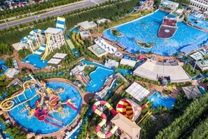 Unclassified image, 3 of 118, button - Fantawild Holiday Hotel (Zhongmu)
