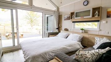 1 habitación, decoración personalizada y muebles diferentes