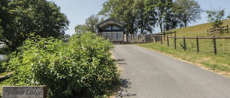 Cottage | Property grounds