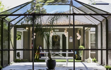 Terrace/patio. Single house: 12guests,4bds/2baths,large backyard.