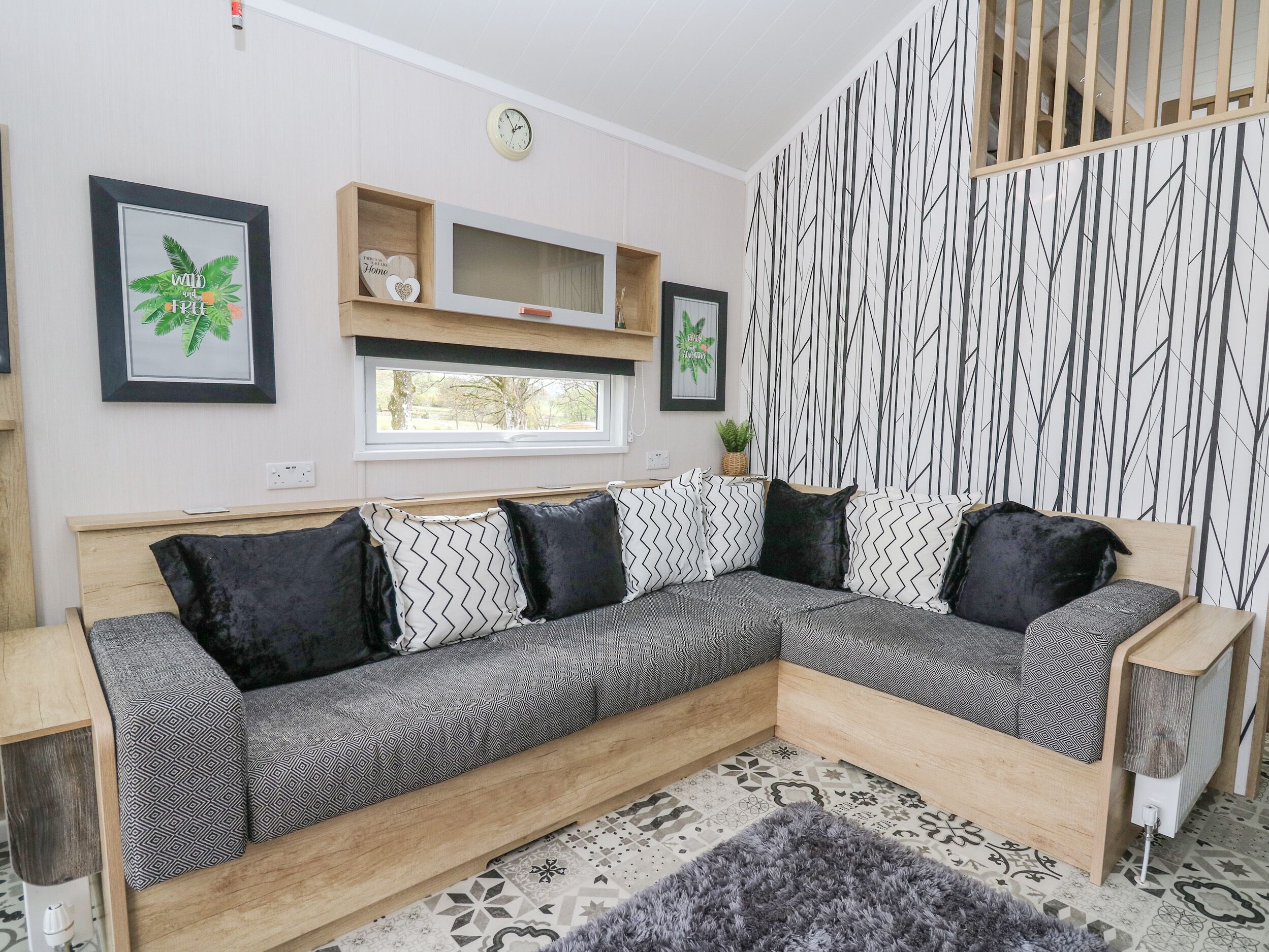 คอทเทจ | ภายใน