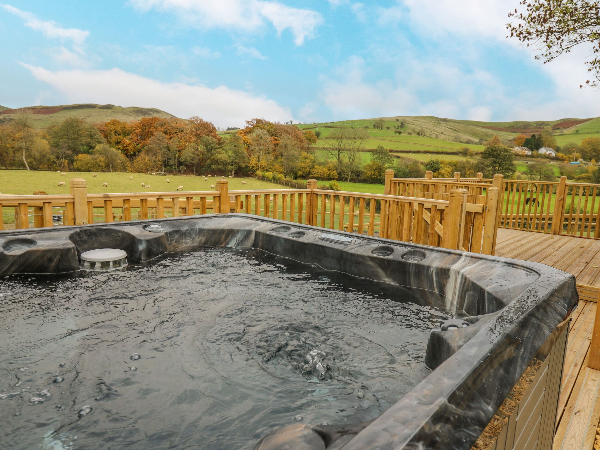 คอทเทจ | ภายใน