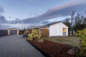 Exterior - Idyllic on Irishman - FREE WIFI (Twizel)