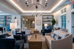 Interior - Camp Creek Inn (Panama City Beach)