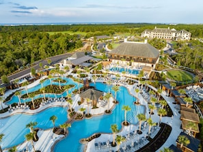 3 buitenzwembaden, gratis zwembadcabana's en parasols bij het zwembad