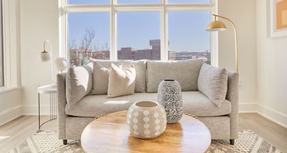 Reside Navy Yard, a Wyndham Residence