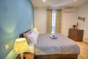 3 bedrooms, iron/ironing board, free WiFi, bed sheets - Spacious 3bdm apartment with large terrace DDIF1-1 (Sliema)