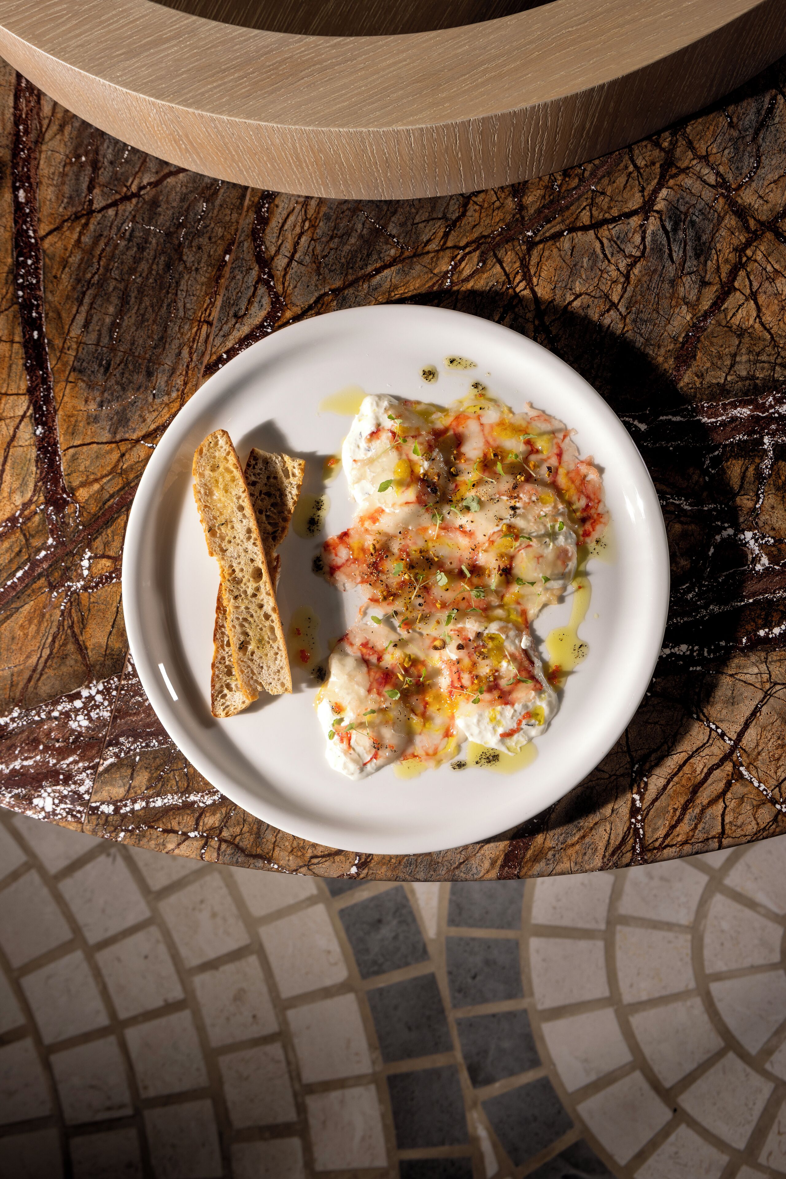 朝食 (ビュッフェ)、毎日提供 (1 名様 35 EUR)