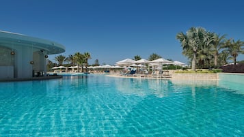 Indoor pool, seasonal outdoor pool, pool loungers