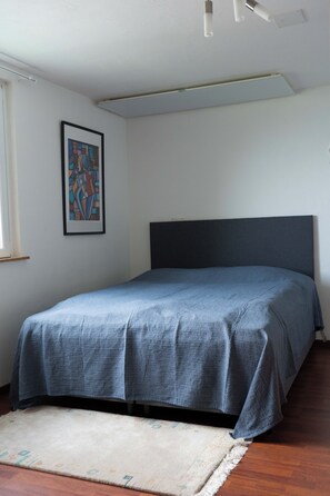 3 bedrooms, travel crib, WiFi, bed sheets - Private vacation home (Quarten)