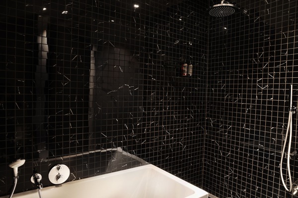 Executive Suite | Bathroom