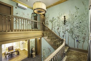 Staircase - The Edward Hotel (Buffalo)