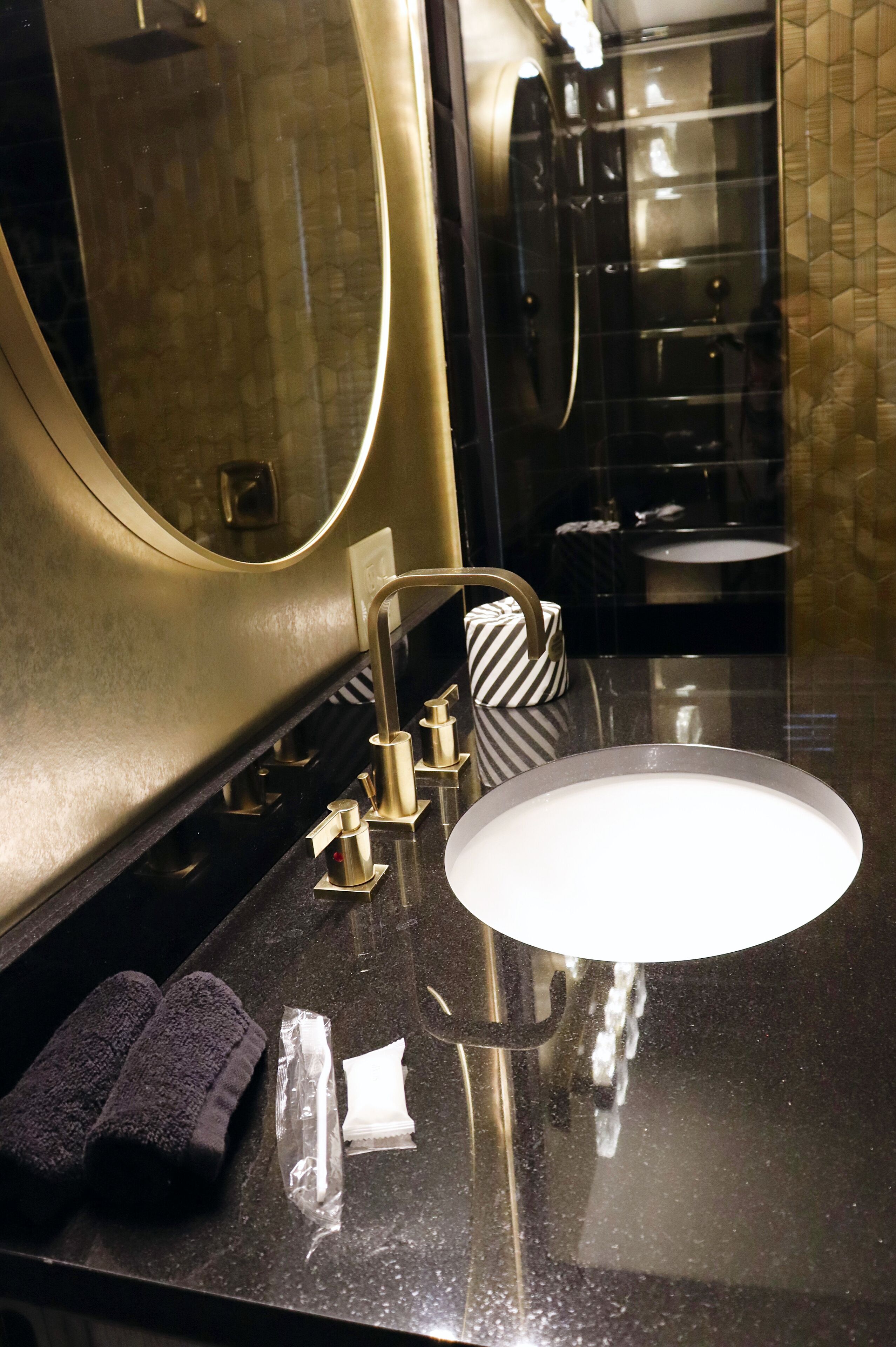 the kennedy suite | bathroom | shower, hair dryer, towels, soap
